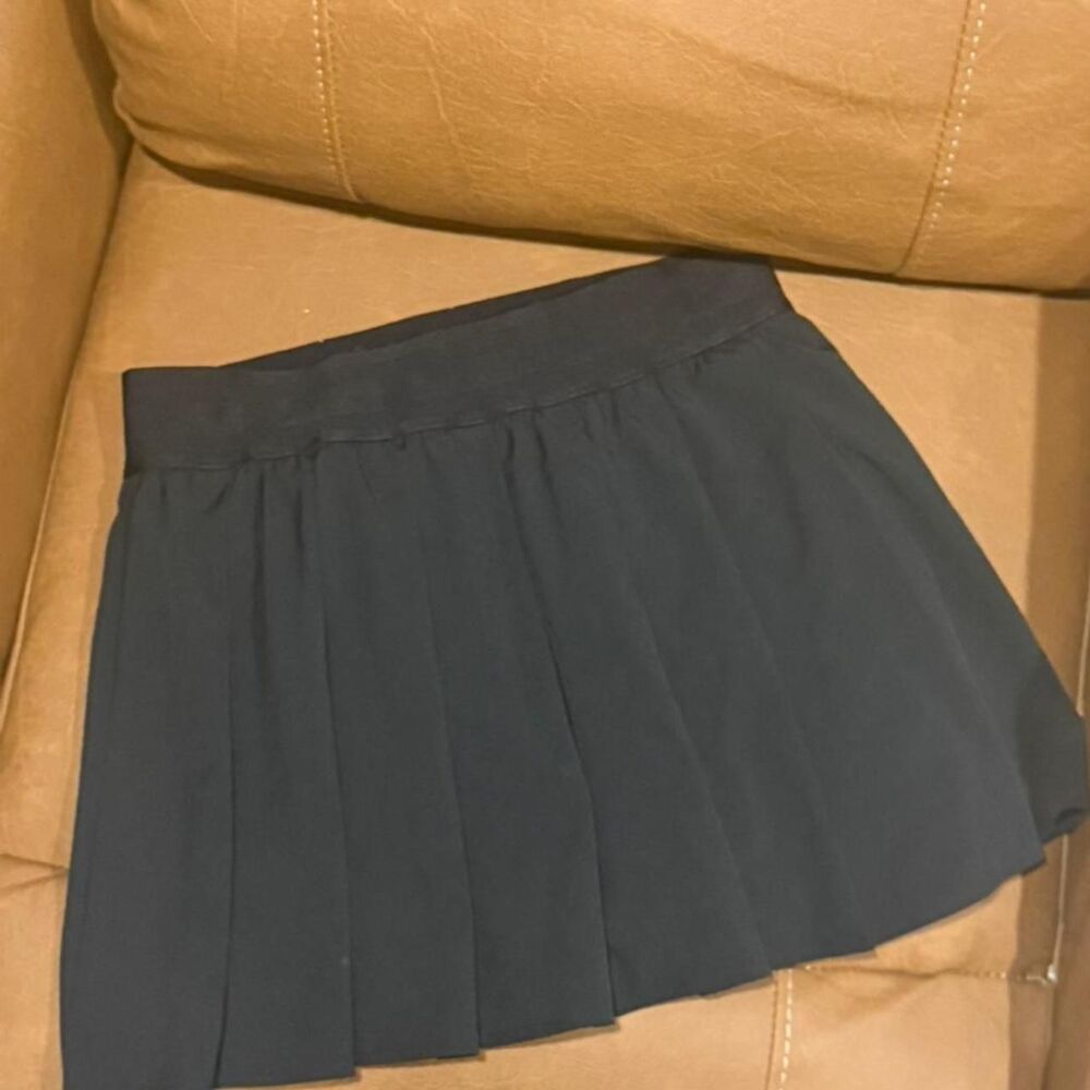 Victoria-s-secret Women's Black and Navy Skirt